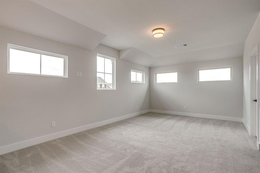 Spacious, unfurnished interior of a new home in Talon Hills, Fort Worth (Image 25). Spacious, unfurnished interior of a new home in Talon Hills, Fort Worth (Image 25).