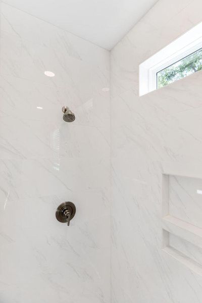 Spacious, unfurnished interior of a new home in Overlook at Copahee Sound, Awendaw (Image 21).