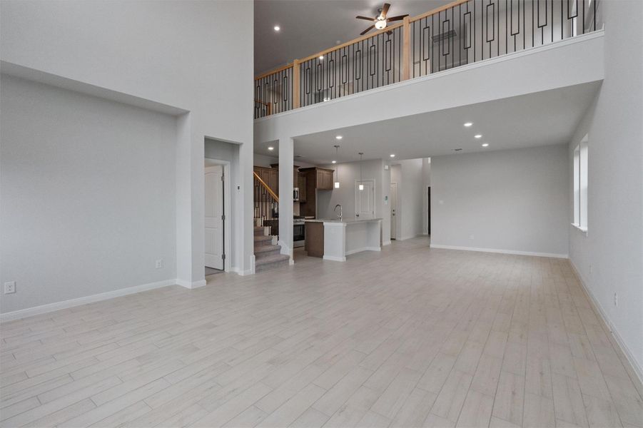 Spacious, unfurnished interior of a new home in Morningstar, Georgetown (Image 37).