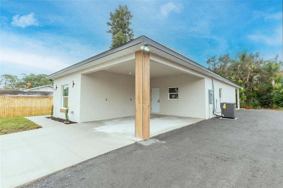 Exterior details and patio area of a home in , Sebring (Image 45).