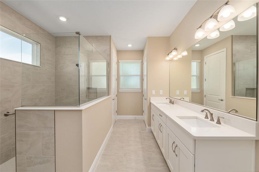 Furnished interior view inside a new home in , Ocala (Image 17).