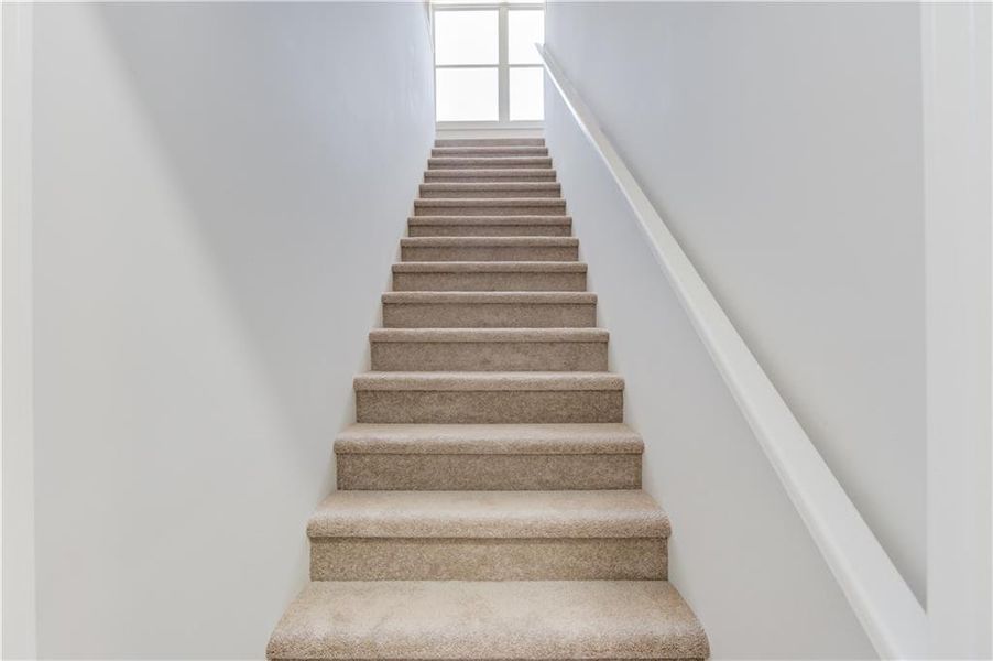 Spacious, unfurnished interior of a new home in , Jefferson (Image 54).