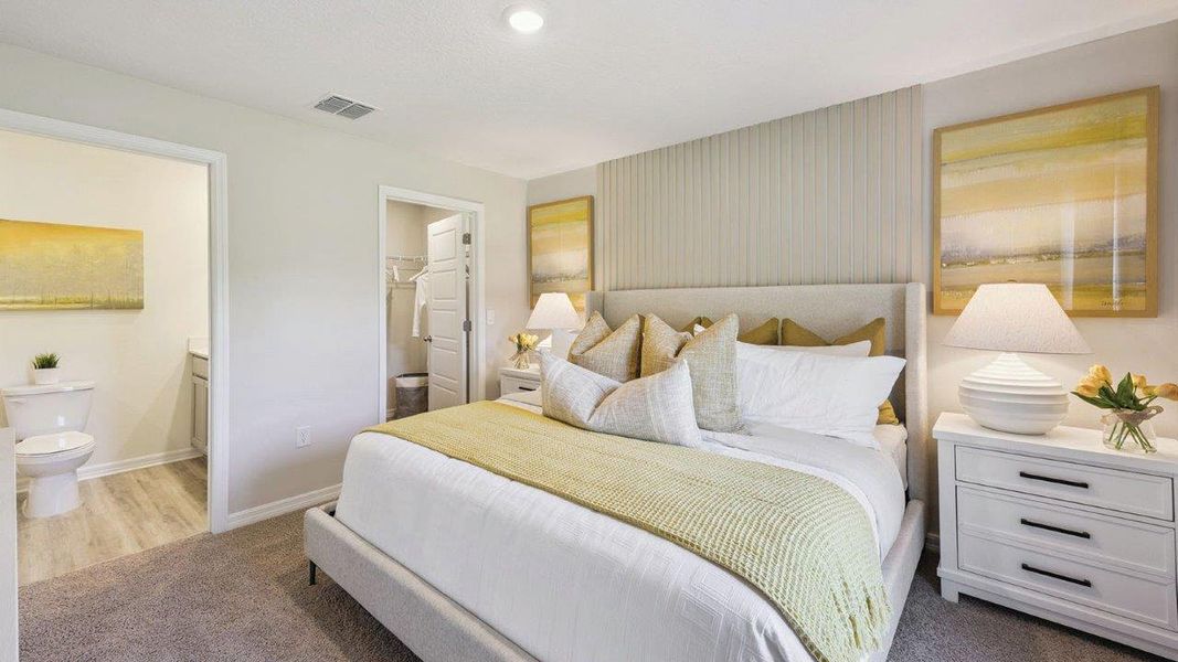 Furnished interior view inside a new home in Magnolia Pointe, Umatilla (Image 15).