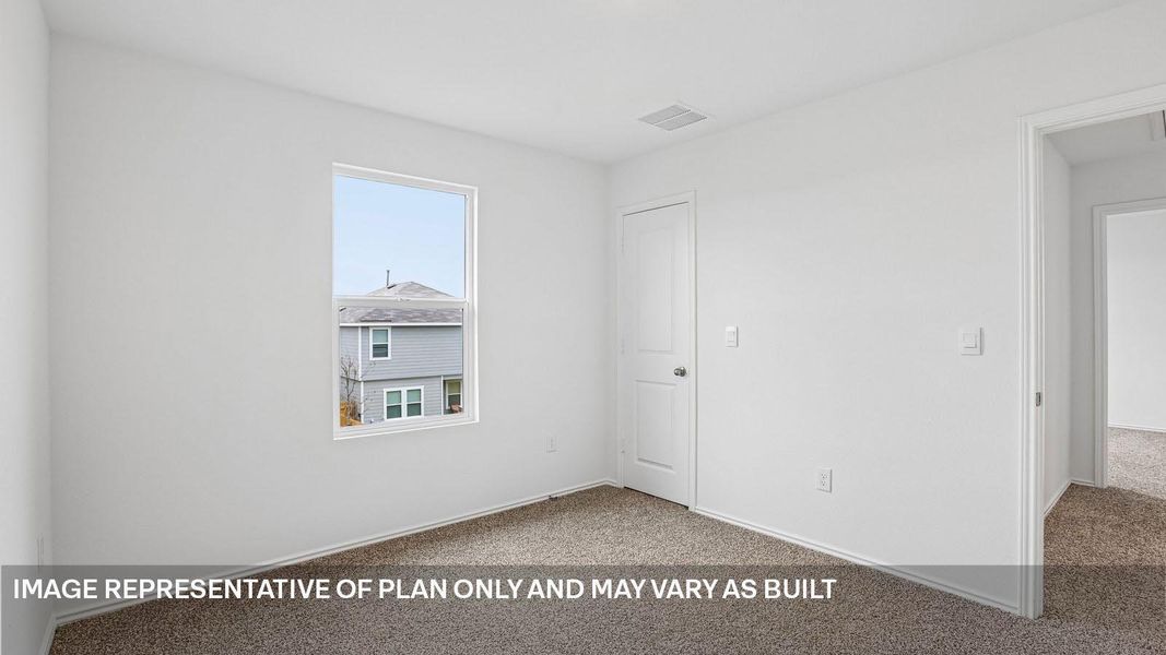 Spacious, unfurnished interior of a new home in Durango, Mustang Ridge (Image 11).