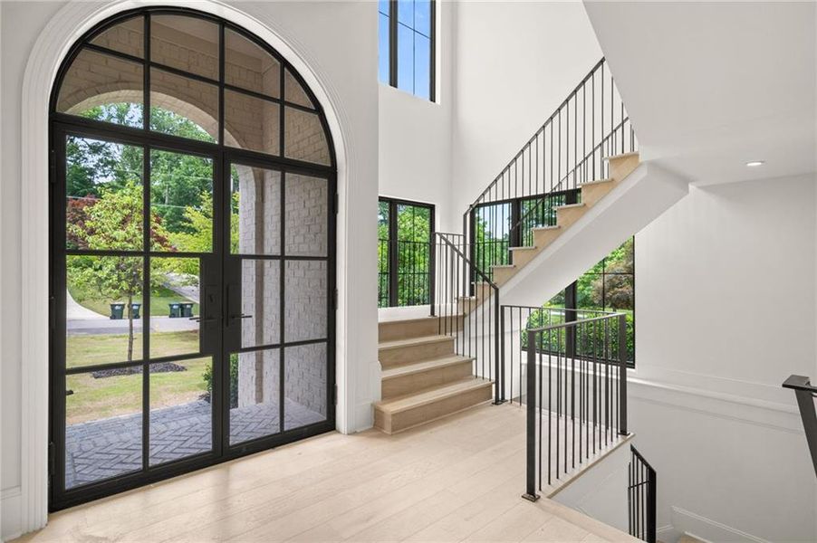 Spacious, unfurnished interior of a new home in , Atlanta (Image 21).