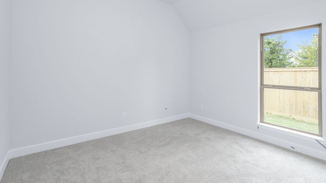 Spacious, unfurnished interior of a new home in Kresston, Montgomery (Image 24).