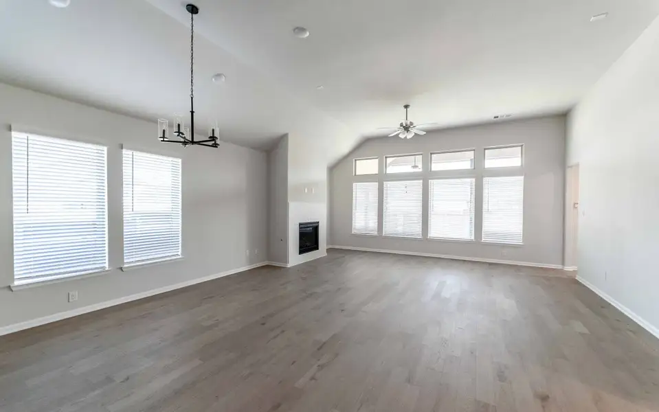 Spacious, unfurnished interior of a new home in Solterra, Mesquite (Image 10). Spacious, unfurnished interior of a new home in Solterra, Mesquite (Image 10).