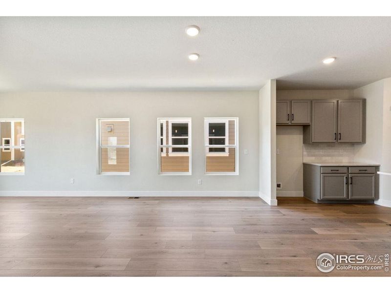 Spacious, unfurnished interior of a new home in Bloom, Severance (Image 10).