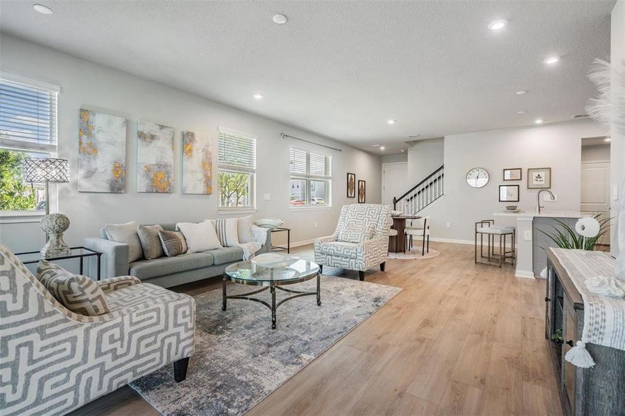 Furnished interior view inside a new home in , Lutz (Image 9).