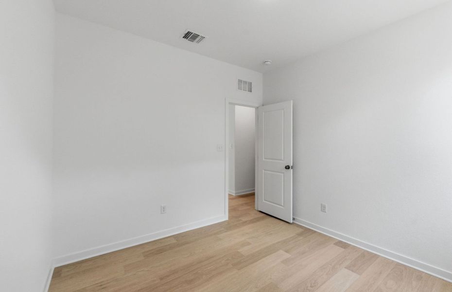 Spacious, unfurnished interior of a new home in La Cima, San Marcos (Image 28).