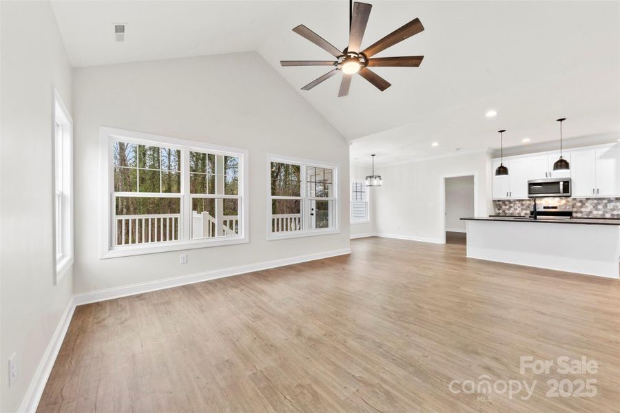 Spacious, unfurnished interior of a new home in , Gastonia (Image 9).