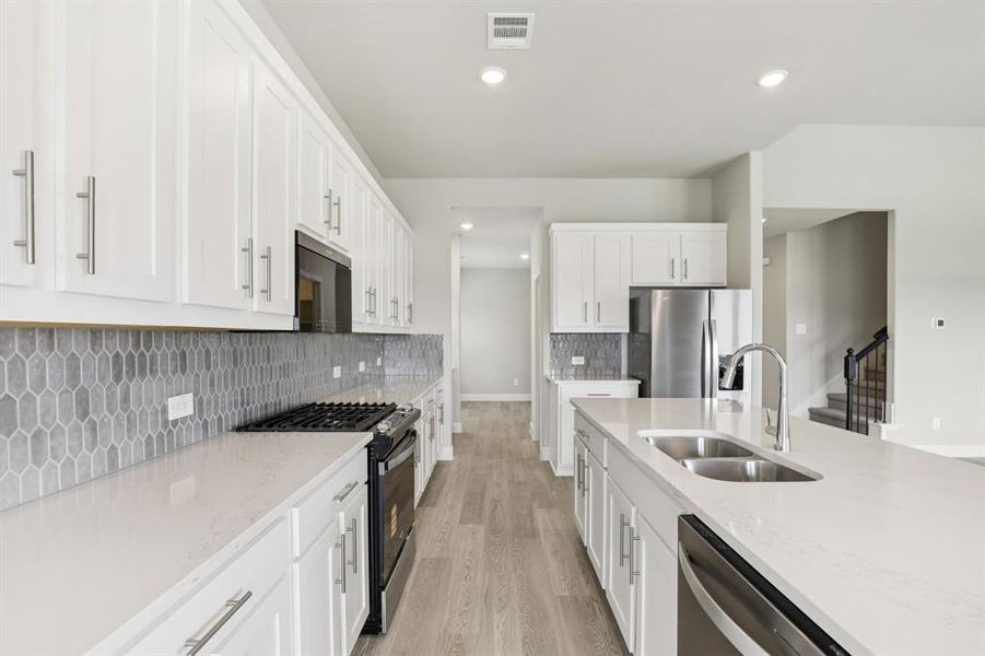 Photo is not of the actual home, but is an inspirational photo of builder’s model home and may depict options, furnishings, and/or decorator features that are not included. Photo is not of the actual home, but is an inspirational photo of builder’s model home and may depict options, furnishings, and/or decorator features that are not included.