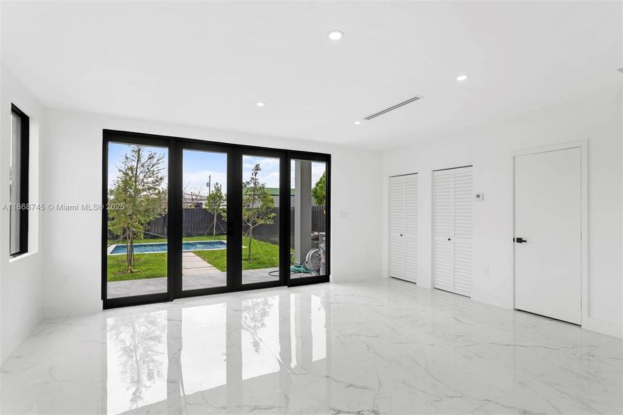 Spacious, unfurnished interior of a new home in , Miami (Image 17).