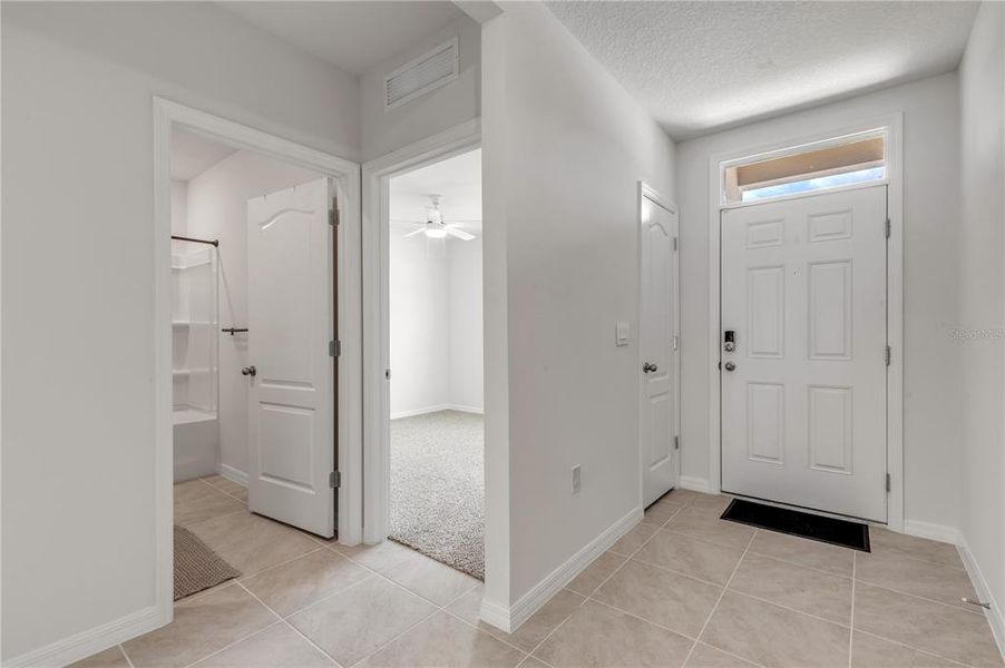 Spacious, unfurnished interior of a new home in , New Smyrna Beach (Image 16). Spacious, unfurnished interior of a new home in , New Smyrna Beach (Image 16).