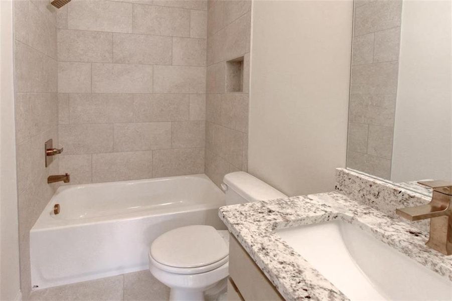 Furnished interior view inside a new home in , Conyers (Image 5).