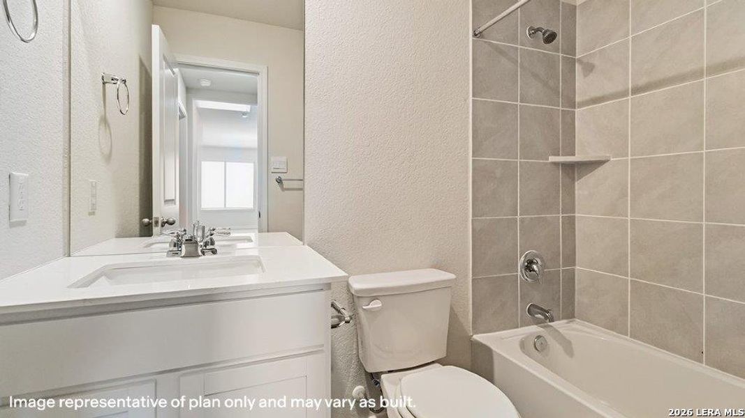 Furnished interior view inside a new home in Steele Creek, Cibolo (Image 5).