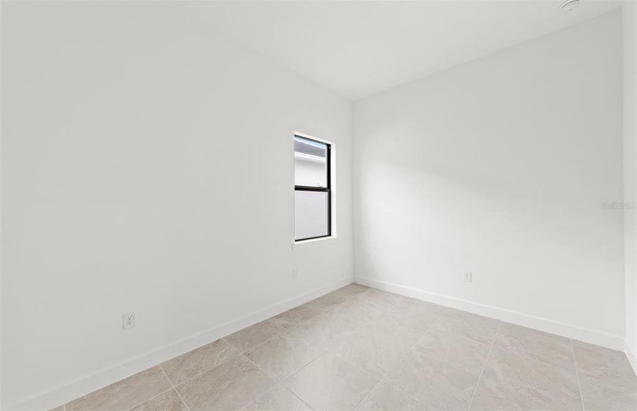 Spacious, unfurnished interior of a new home in Del Webb Catalina, Lakewood Ranch (Image 20). Spacious, unfurnished interior of a new home in Del Webb Catalina, Lakewood Ranch (Image 20).