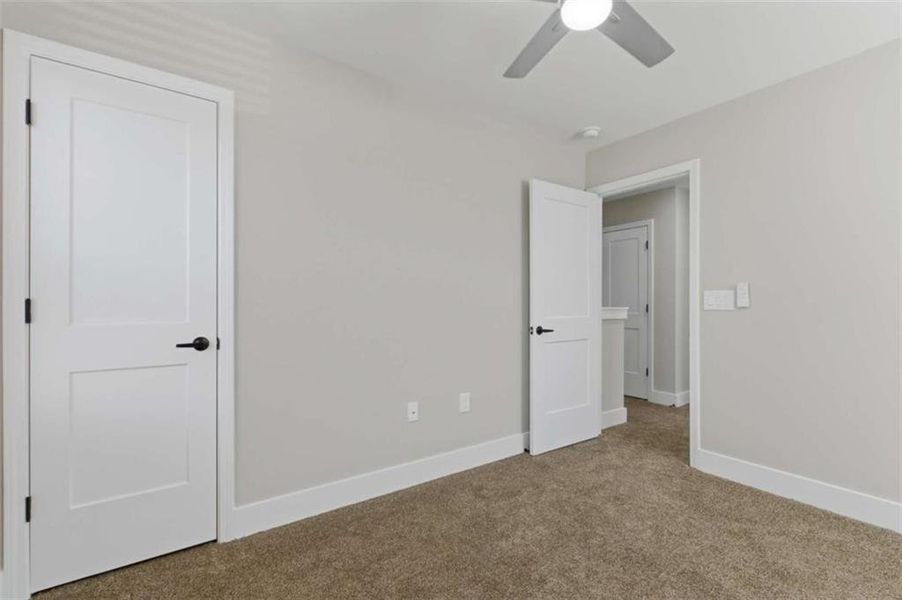 Spacious, unfurnished interior of a new home in , Griffin (Image 28).
