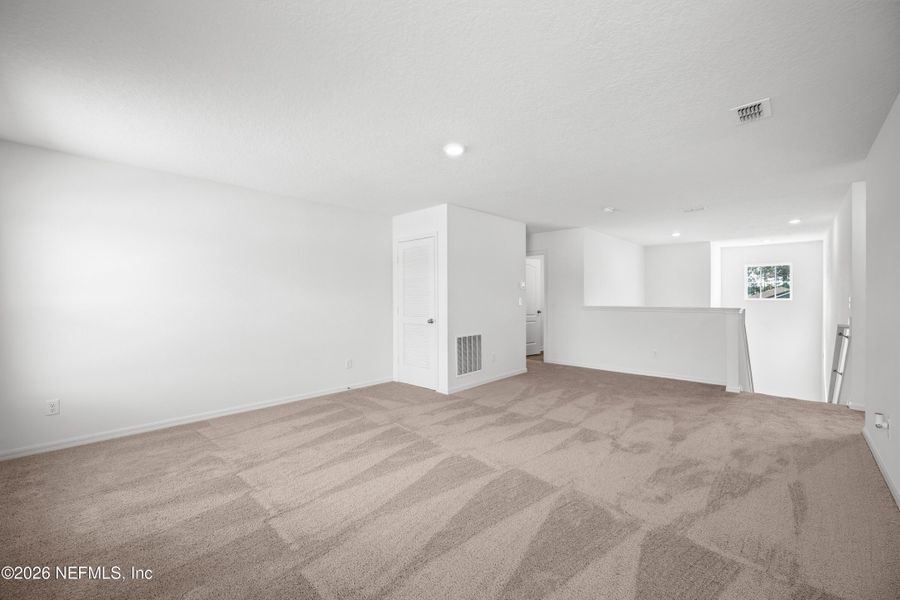 Spacious, unfurnished interior of a new home in Westport Landing, Jacksonville (Image 32).