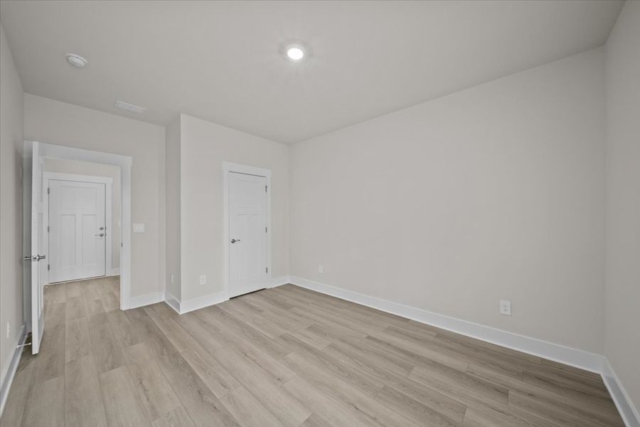 Spacious, unfurnished interior of a new home in Cedar Shoals - Signature Collection, Piedmont (Image 19).