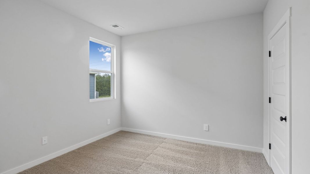 Spacious, unfurnished interior of a new home in Reserve at Hickory Ridge, Columbia (Image 23).