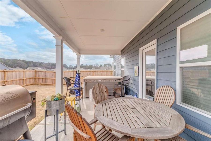 Exterior details and patio area of a home in , Rome (Image 26).