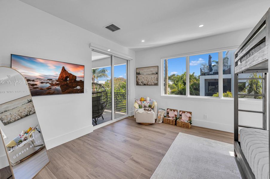 618 NE 15th AVE-67