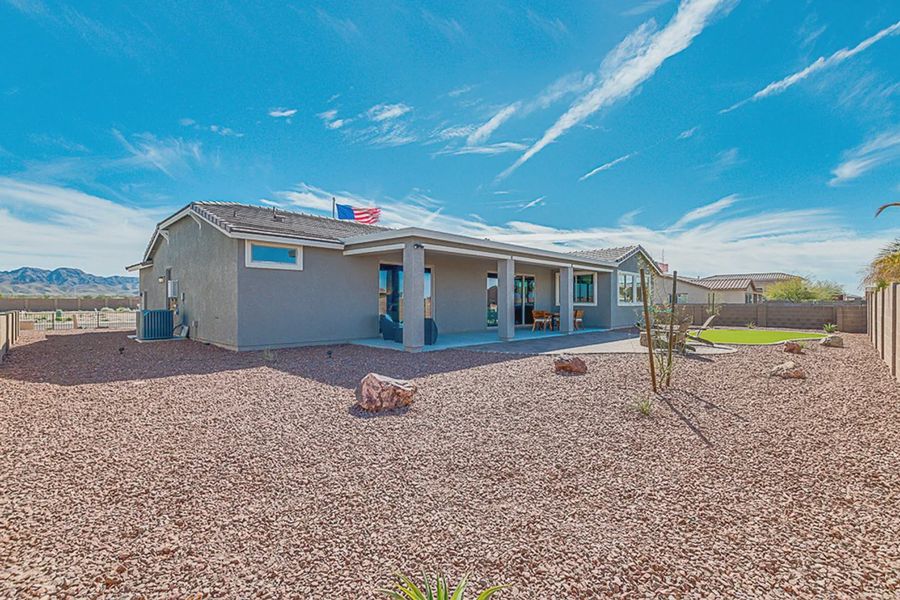 Representative exterior details of a home built from the 203 by Elliott Homes in Las Barrancas, Yuma (Image 4).