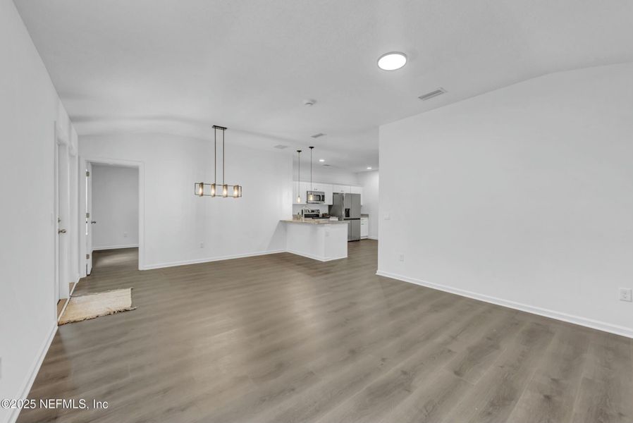 Spacious, unfurnished interior of a new home in , Palatka (Image 28). Spacious, unfurnished interior of a new home in , Palatka (Image 28).