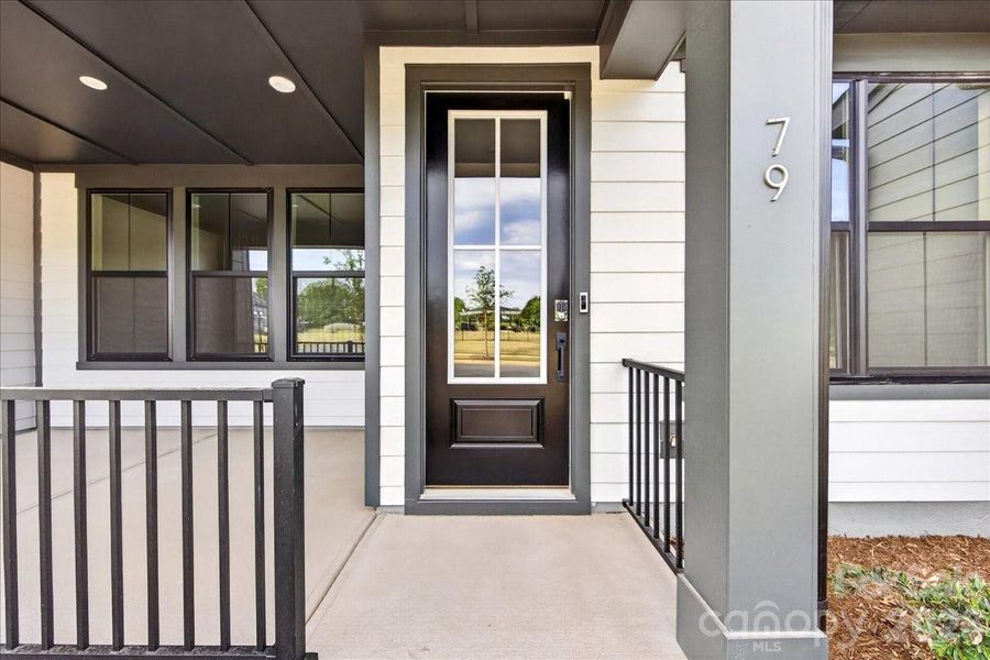 79 Seven Oaks Landing