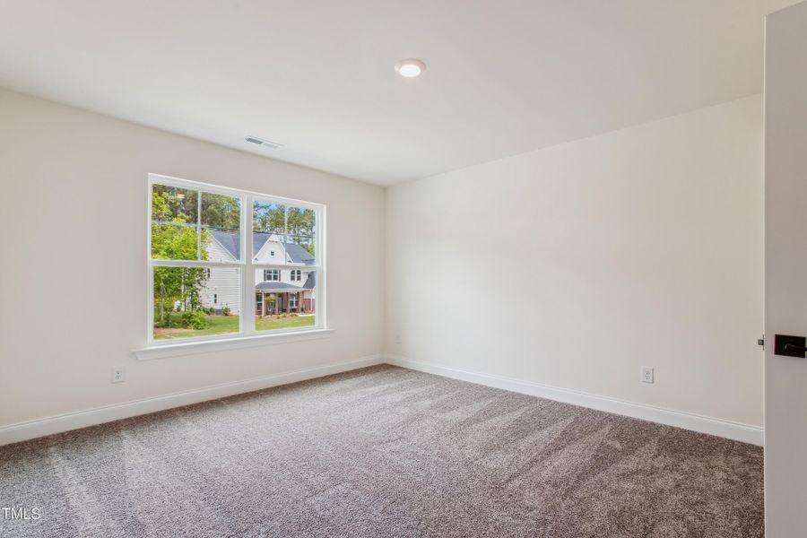 Roanoke - BTS 43 - interiors-bedroom 3-_