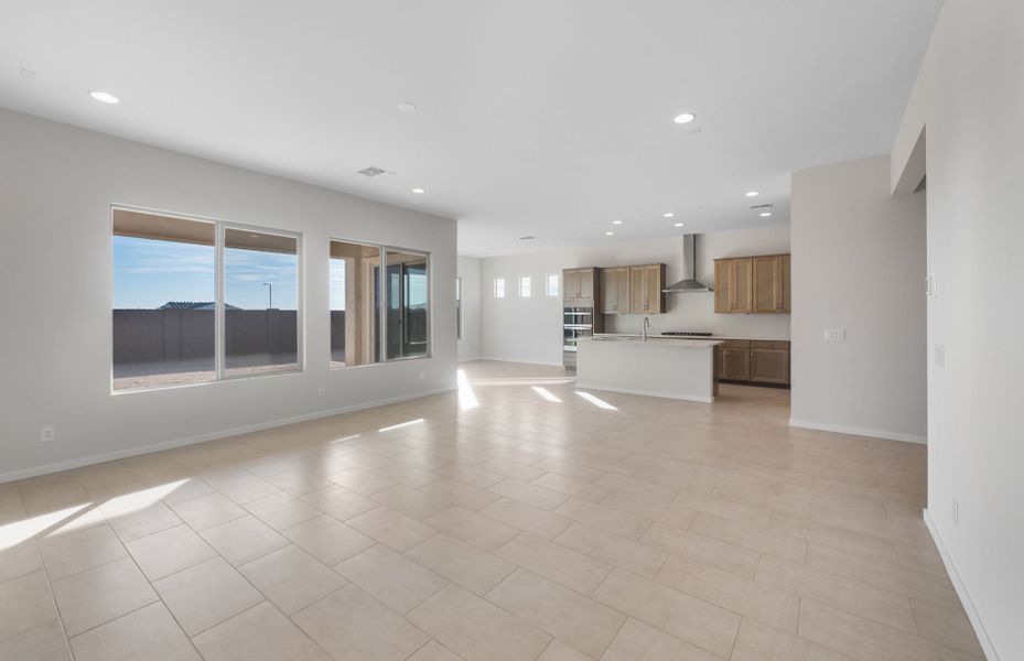 Spacious, unfurnished interior of a new home in Soleo, San Tan Valley (Image 24).
