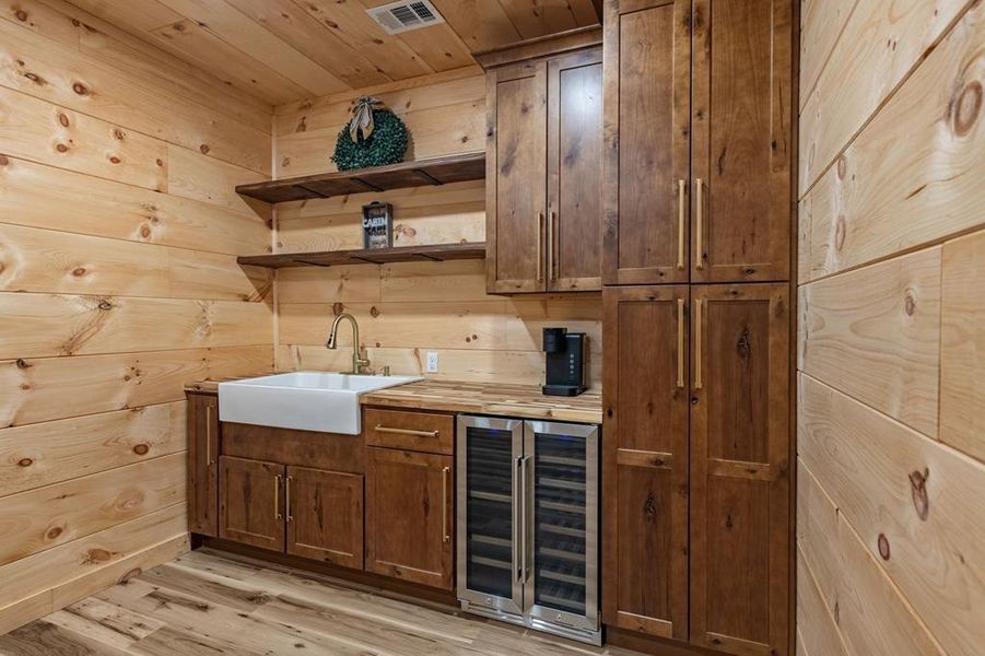 Furnished interior view inside a new home in , Ellijay (Image 12).