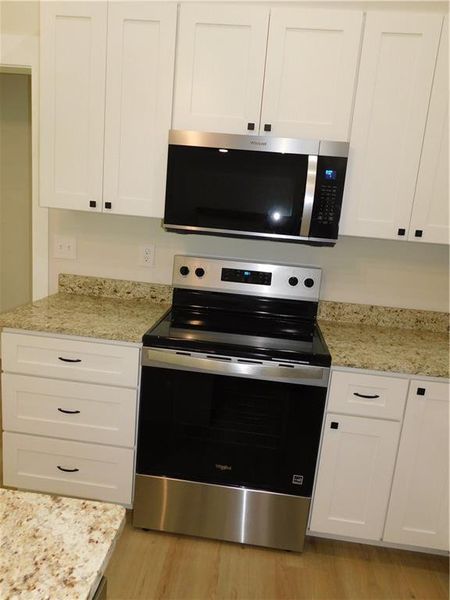 Close-up of interior finishes inside a home in , Dahlonega (Image 12).