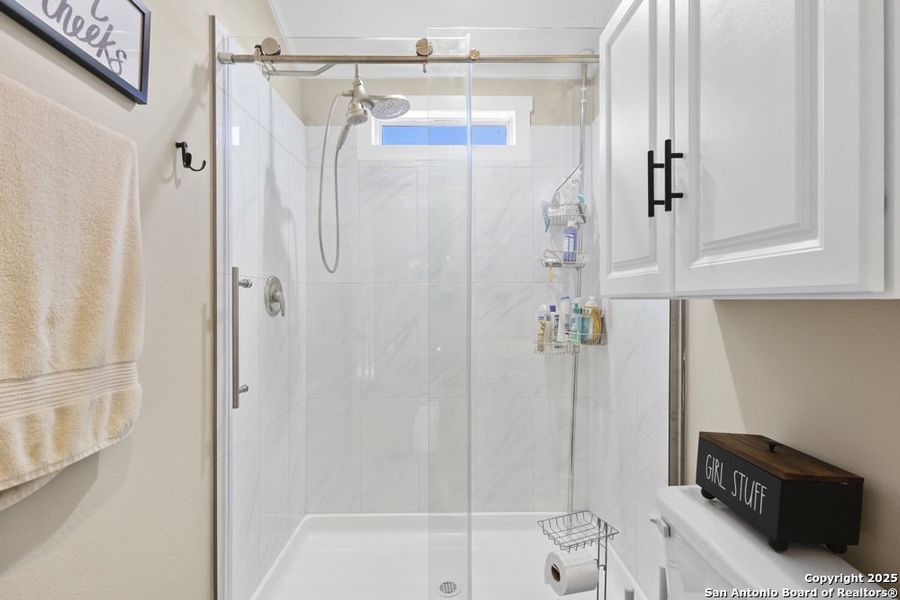 Close-up of interior finishes inside a home in , Bandera (Image 17). Close-up of interior finishes inside a home in , Bandera (Image 17).