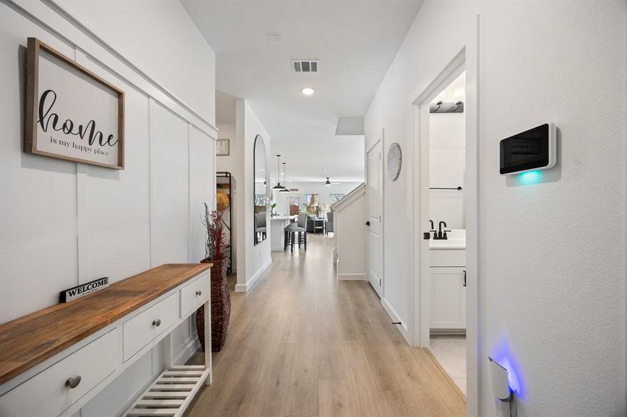 Furnished interior view inside a new home in Rolling Ridge, Van Alstyne (Image 31).