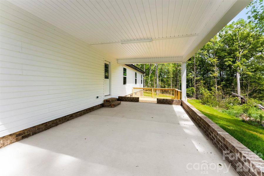 Exterior details and patio area of a home in , Bessemer City (Image 4).