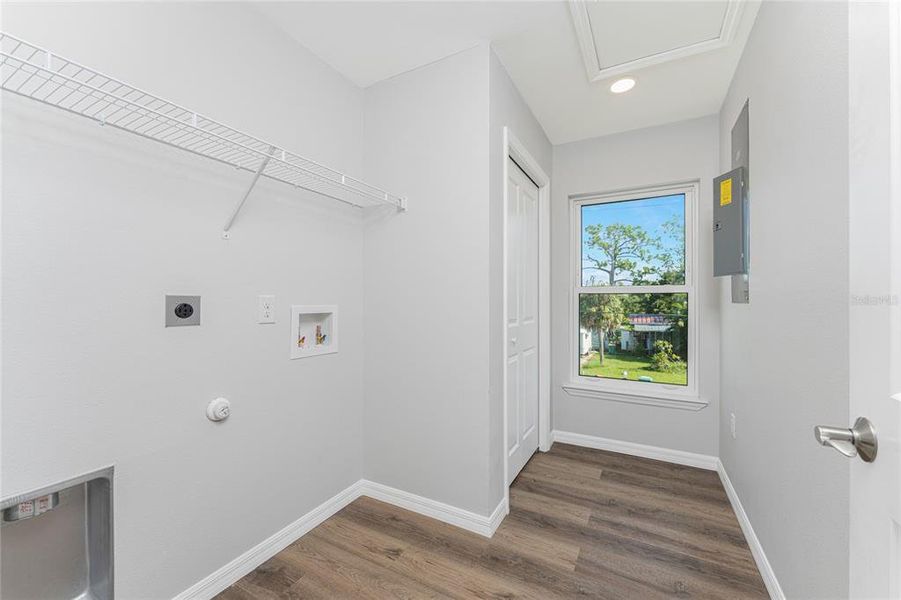 Spacious, unfurnished interior of a new home in , Port Charlotte (Image 38). Spacious, unfurnished interior of a new home in , Port Charlotte (Image 38).