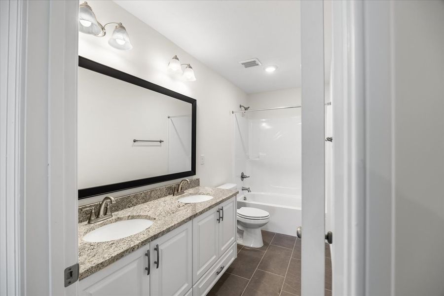 Furnished interior view inside a new home in Tillery Park, Grovetown (Image 10).