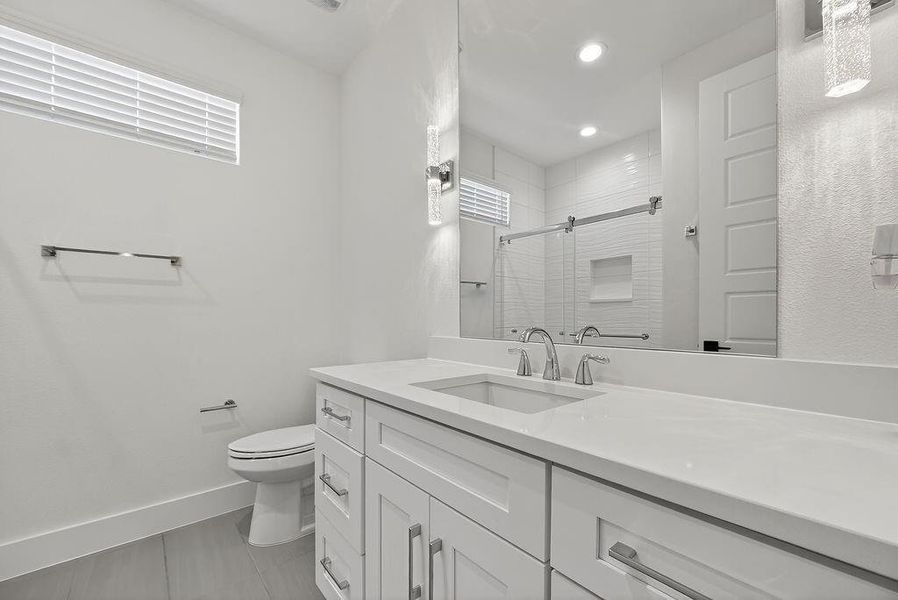 Furnished interior view inside a new home in , Dallas (Image 16). Furnished interior view inside a new home in , Dallas (Image 16).