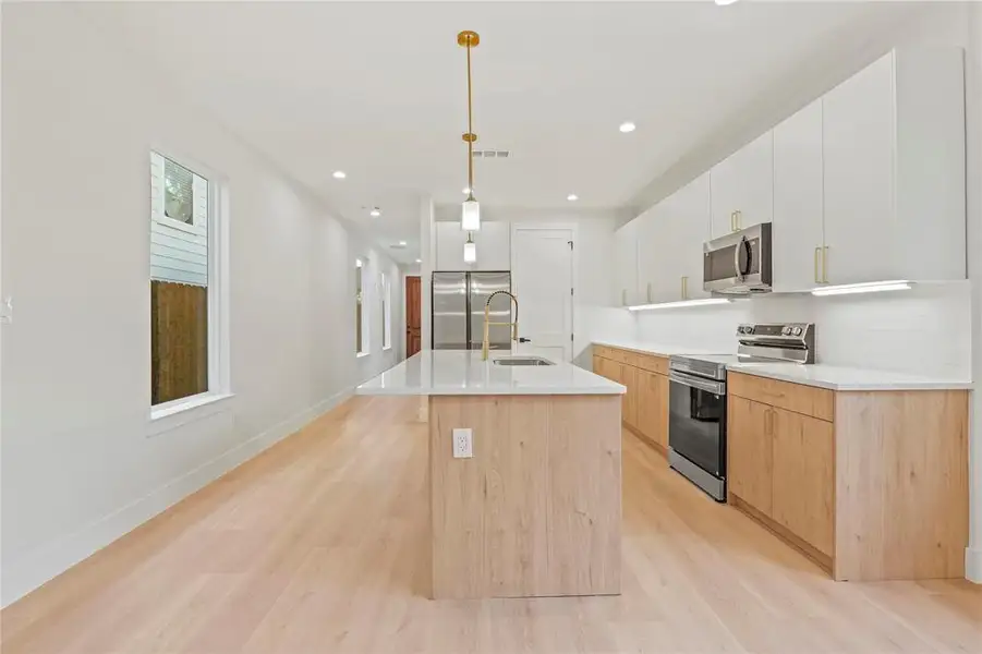 Furnished interior view inside a new home in , Dallas (Image 6). Furnished interior view inside a new home in , Dallas (Image 6).