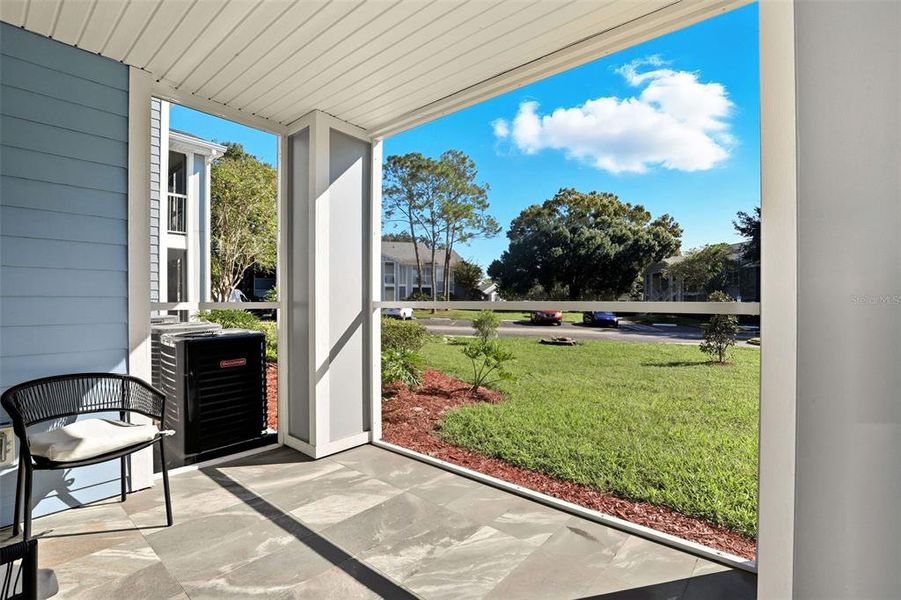 Exterior details and patio area of a home in , Lake Mary (Image 2).