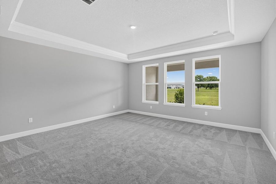 Spacious, unfurnished interior of a new home in Victoria Lakes, Odessa (Image 12).