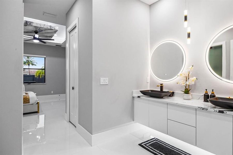 Furnished interior view inside a new home in , Cape Coral (Image 25).