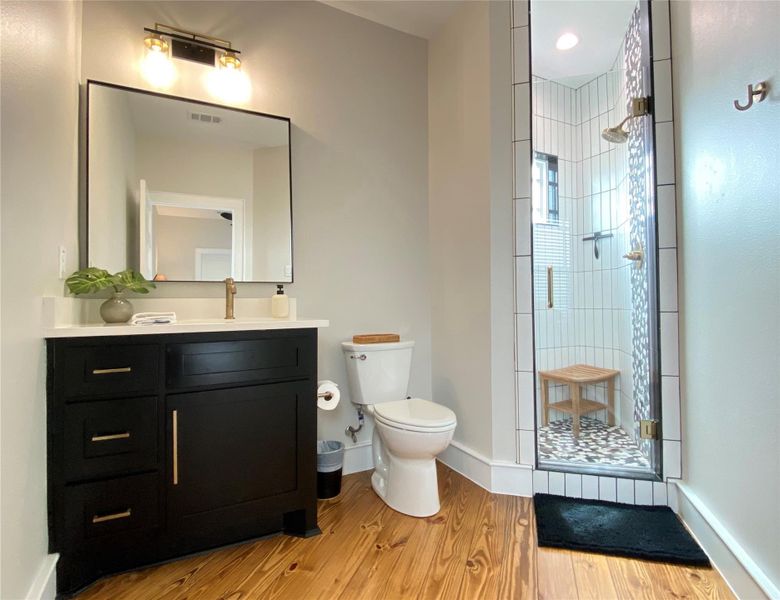 2nd Bedroom En-Suite Bathroom 2nd Bedroom En-Suite Bathroom