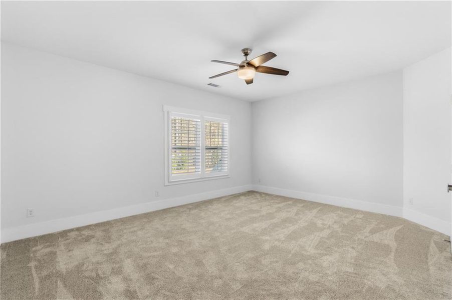 Spacious, unfurnished interior of a new home in , Alpharetta (Image 69).