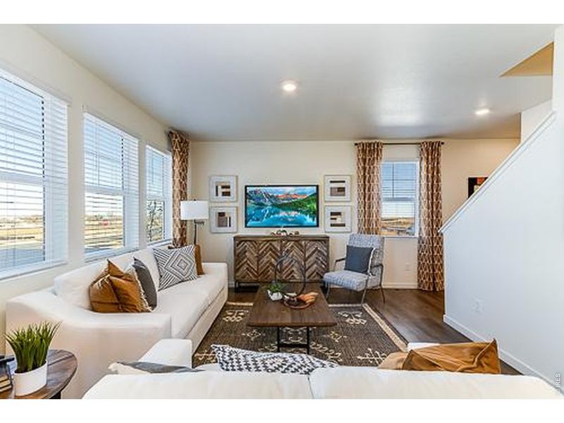 Furnished interior view inside a new home in Prairie Song, Windsor (Image 7).