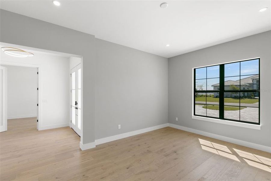 Spacious, unfurnished interior of a new home in , Palmetto (Image 17).