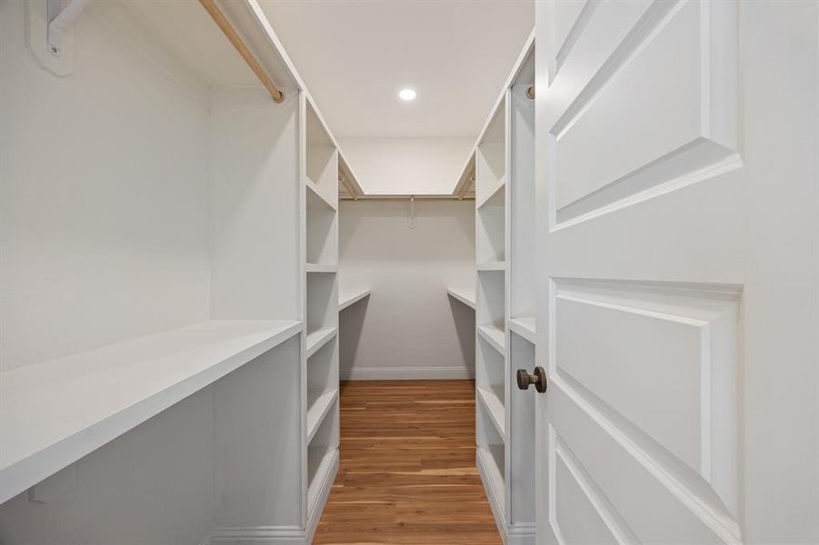 Spacious, unfurnished interior of a new home in , Terrell (Image 20).