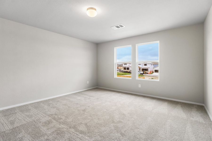 Spacious, unfurnished interior of a new home in Edgebrooke, Pflugerville (Image 18).
